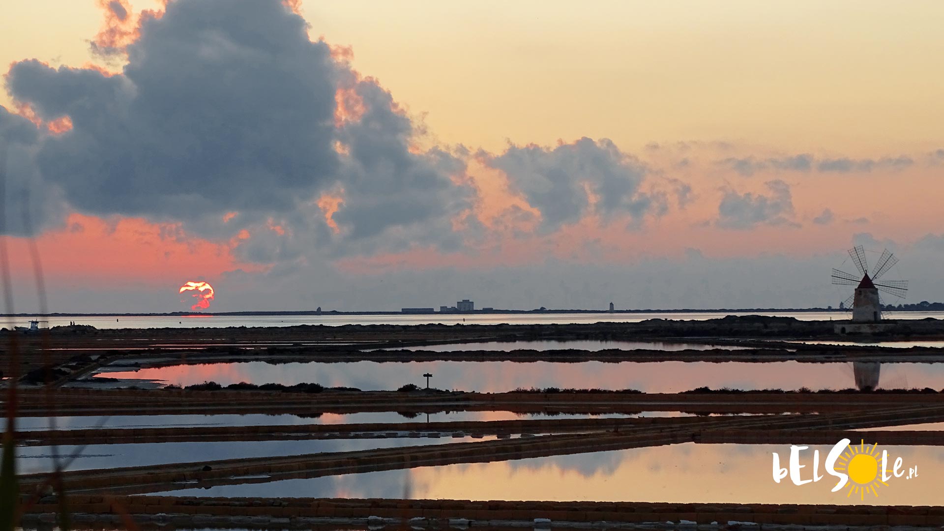 Salt pans in Trapani, Sicily - touring, history, pricing - BelSole